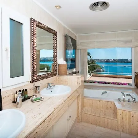 Lantana Villa Mao