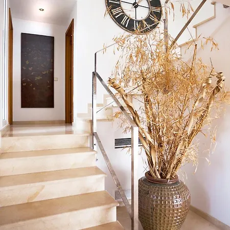 Lantana Villa Mao
